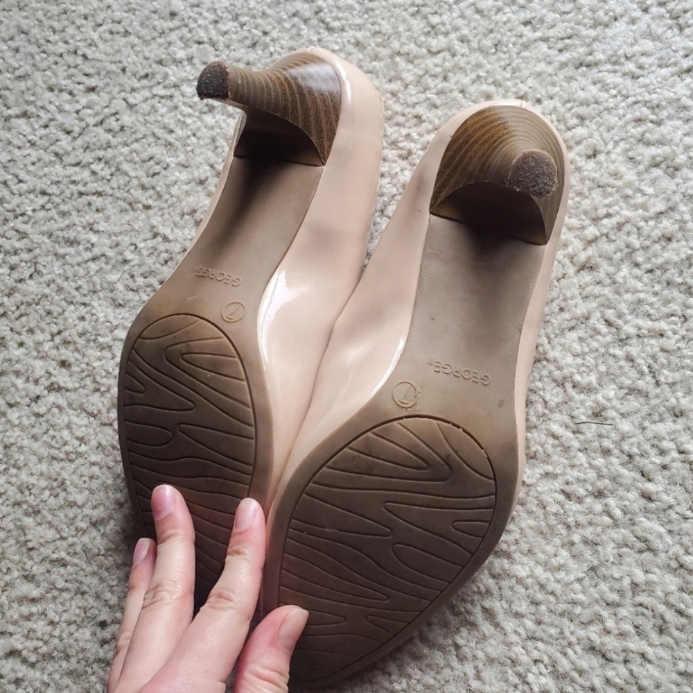 George Nude Heels - Picture 3 of 4